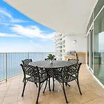 Turquoise Place 1908C