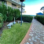 Corner Condo With Amazing Beach And Pool Views
