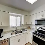 Wolf Bay Villas