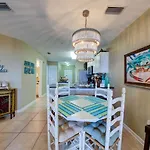 Fantastic Condo With Views Of The Cotton Bayou