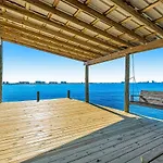 Sunny South By Meyer Vacation Rentals
