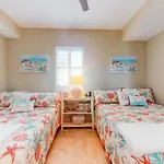 Regency Isle 305