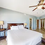 Four Seasons 402W