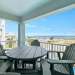 Cozy 2Bd/2Ba W/ View, Sleeps 6