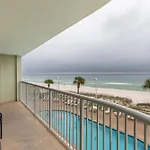 Tradewinds 205
