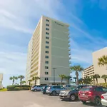Tradewinds 205