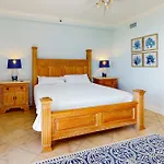 Broadmoor 1203