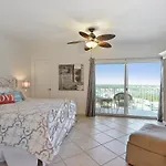 Admirals Quarters 1201