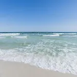 Windward Pointe 205