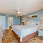 Romar Tower By Meyer Vacation Rentals
