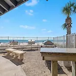 Windward Pointe 303 Ideally Located On 3Rd Floor