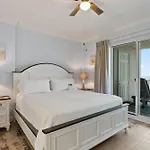 Regency Isle 904