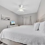 The Palms Unit 115