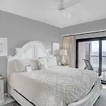 The Palms 1002