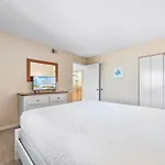 Romar Tower Unit 8C