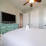 Regency Isle 1102 Penthouse By Liquid Life