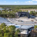Wharf Resort 917