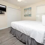 Phoenix II 2118 Condo