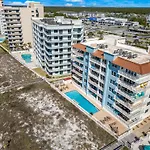 Emerald Key 302