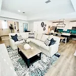 Beautiful 3Br/25Ba W/ Kayak Access, Sleeps 10