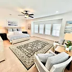Beautiful 3Br/25Ba W/ Kayak Access, Sleeps 10