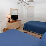 Pelican Pointe 205