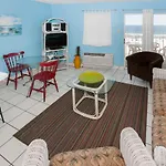 Emerald Skye 21