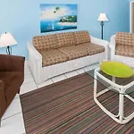 Emerald Skye 21