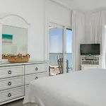 Dolphin Key