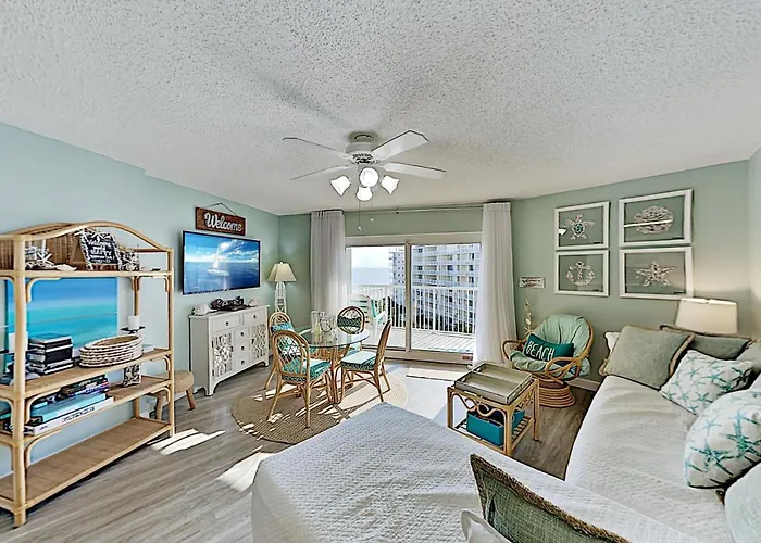 Beach-View Tradewinds Retreat, Beachside Pool Condo