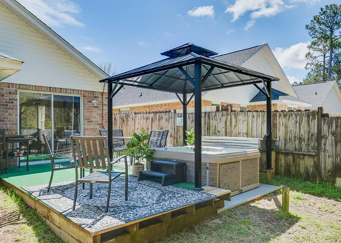 Orange Beach Home With Hot Tub Less Than 2 Mi To The Wharf