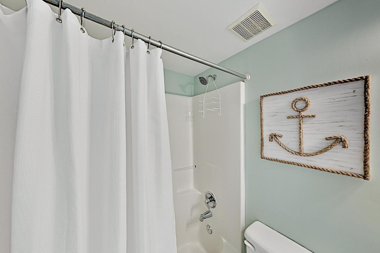 Beach-view Tradewinds Retreat, Beachside Pool * Orange Beach