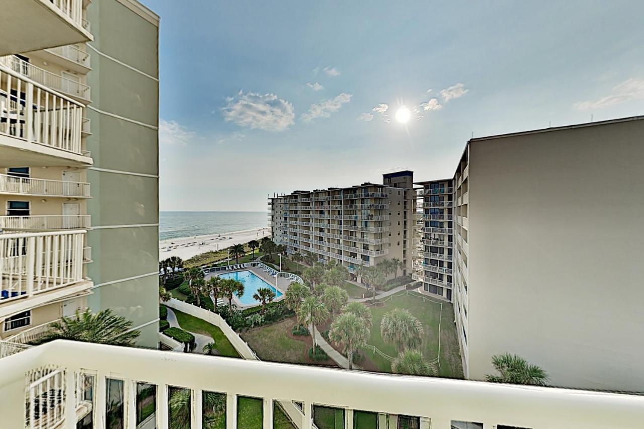 Beach-view Tradewinds Retreat, Beachside Pool * Orange Beach