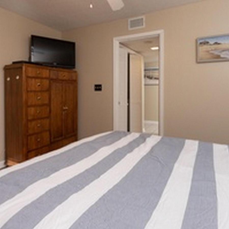 Phoenix Vi By Brett Robinson 4* Orange Beach