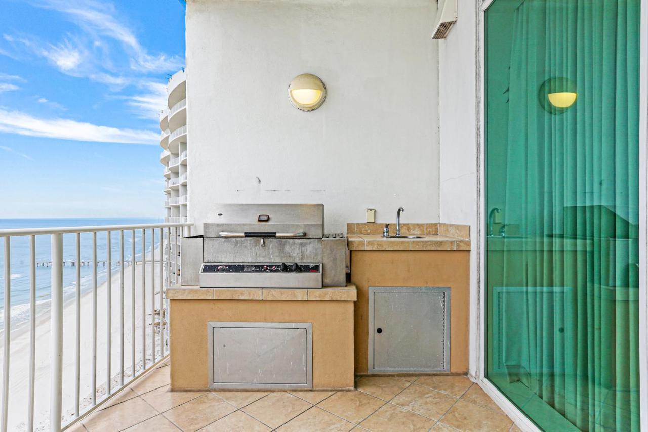 Turquoise Place 1908c Apartment