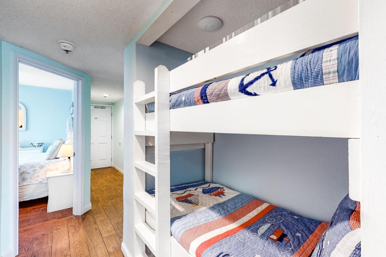 Tradewinds #1008 Apartment
