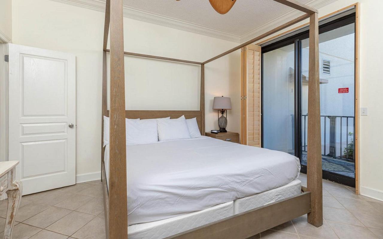 Hotel Phoenix Viii By Brett Robinson Vacations
