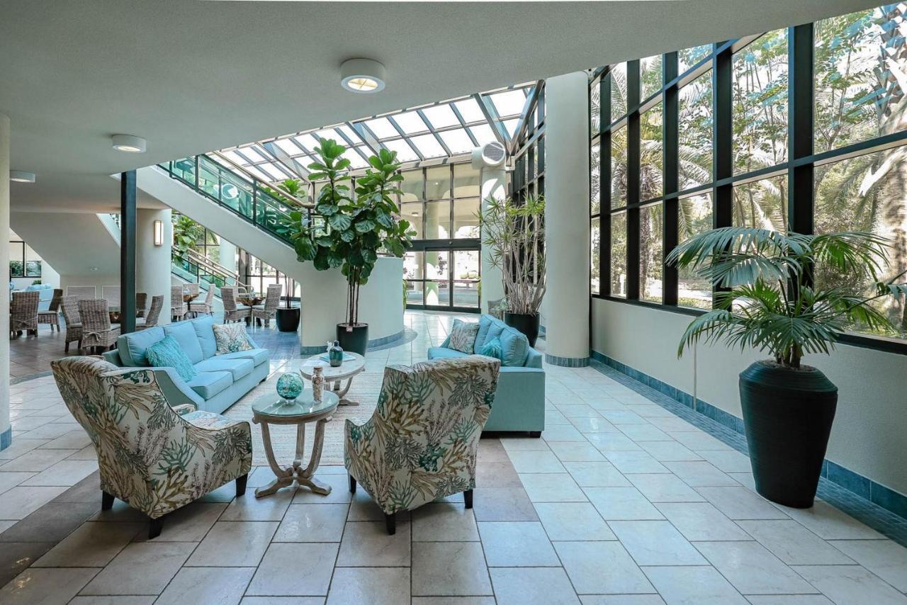 Phoenix On The Bay By Brett Robinson 4* Orange Beach