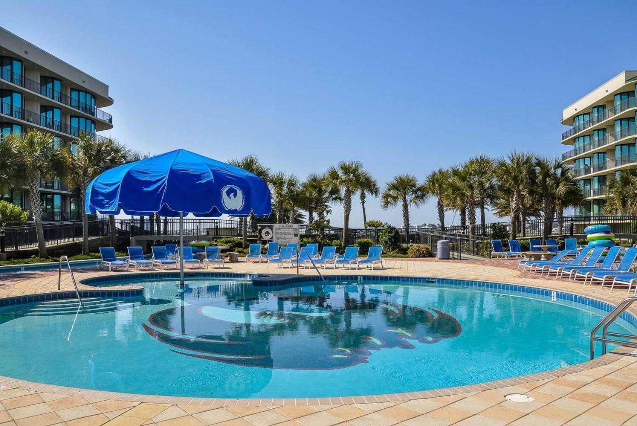 Hotel Phoenix On The Bay By Brett Robinson 4*