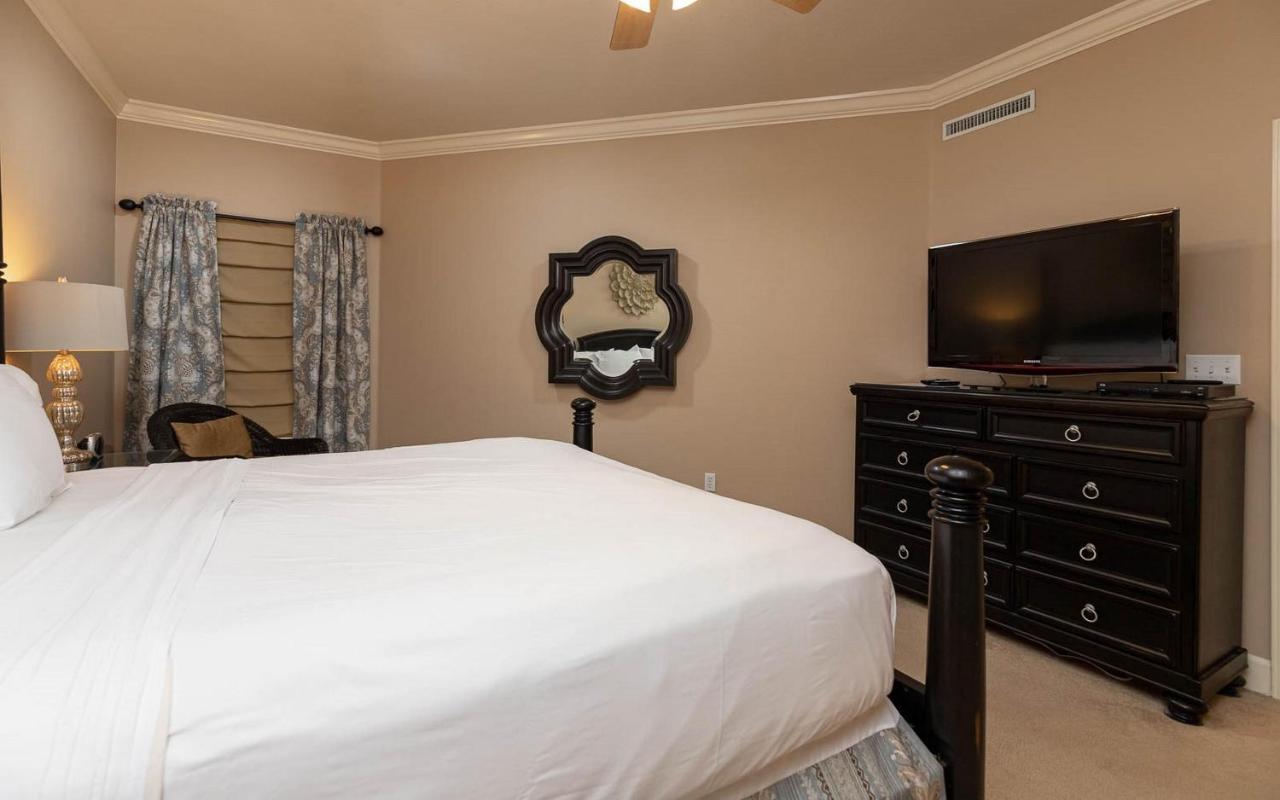 Hotel Phoenix Ix By Brett Robinson Vacations