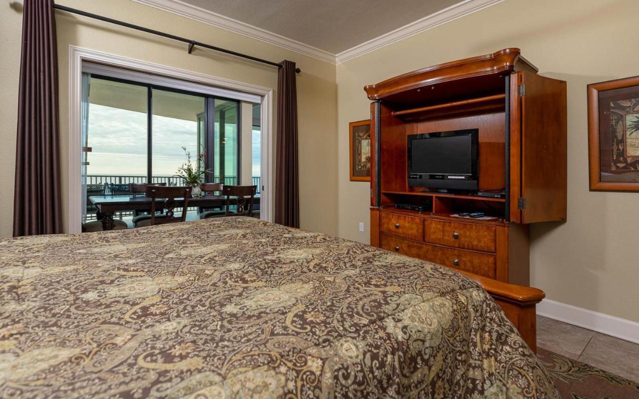 Phoenix Ix By Brett Robinson Vacations Hotel