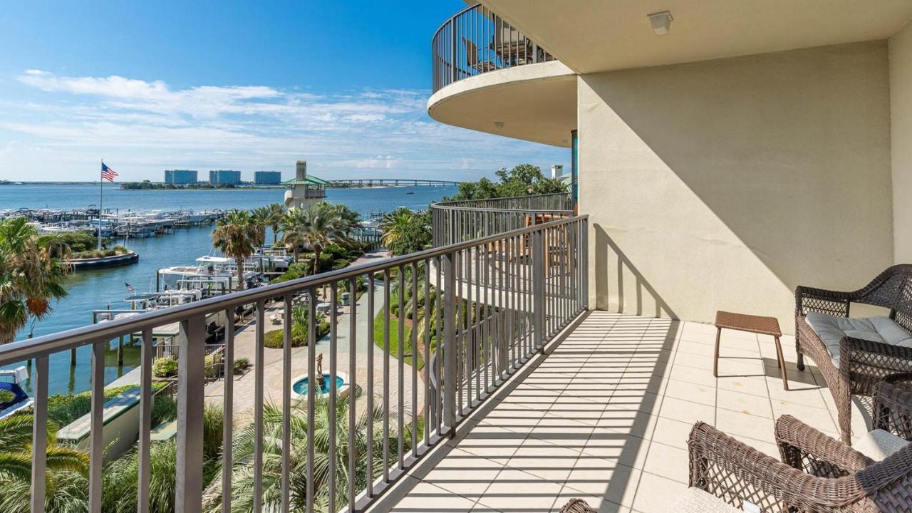 Phoenix On The Bay 2 By Brett Robinson Vacations Hotel