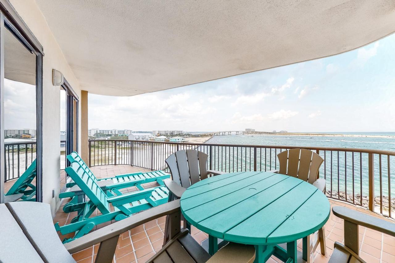 Grand Pointe