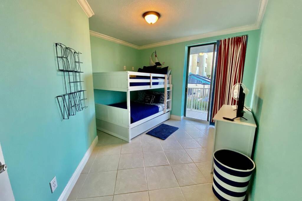 Corner With Amazing And Pool Views Apartment Orange Beach