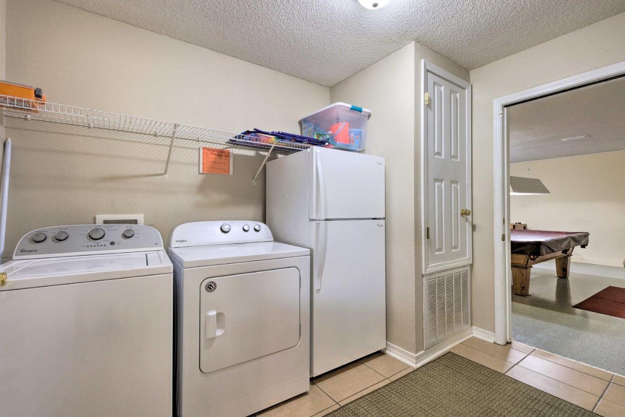Orange With Hot Tub Less Than 2 Mi To The Wharf *