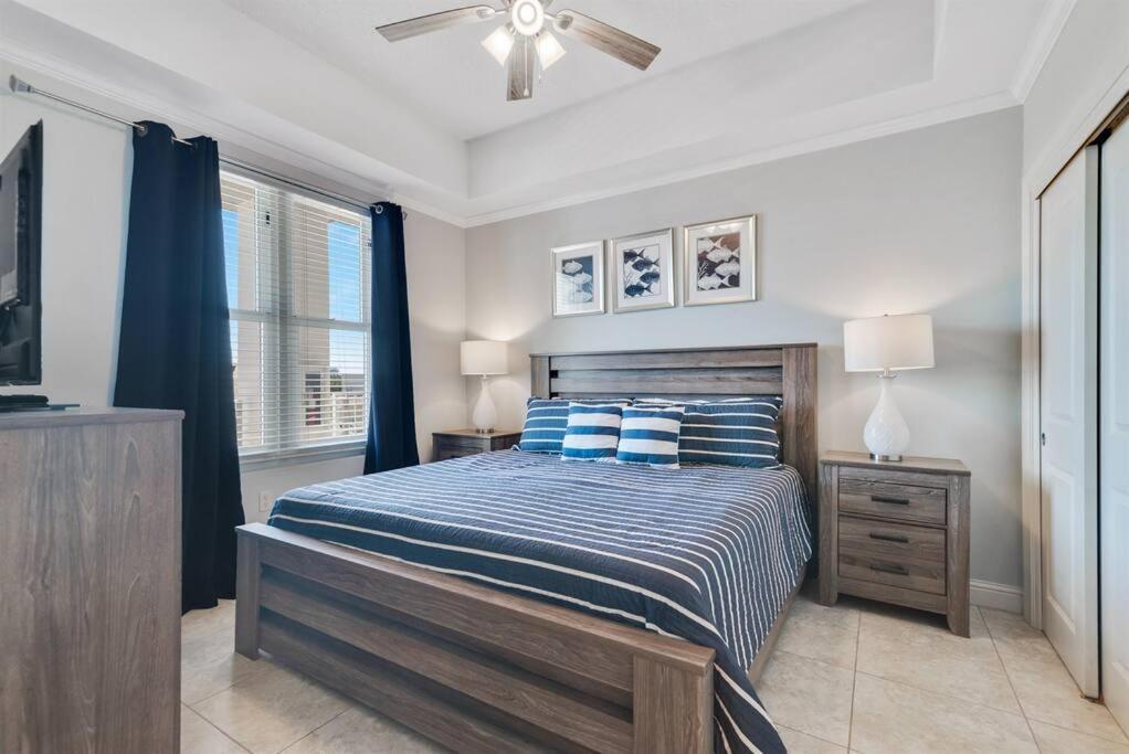 The Wharf With Oasis Pool! Apartment *