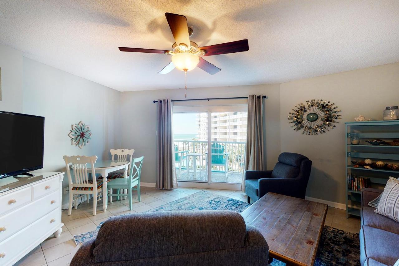 Hotel Tradewinds #308 *