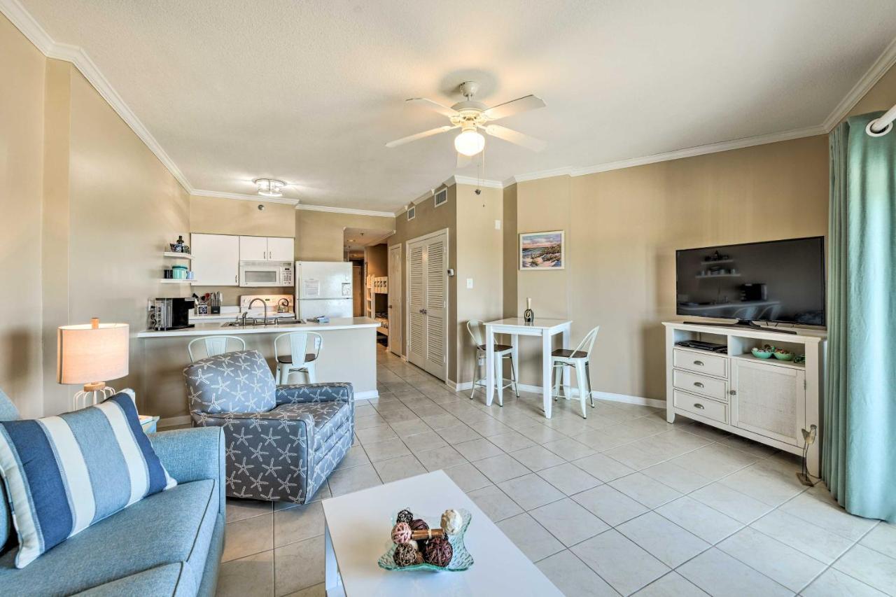 Apartment Inviting Views And Beach Access! *
