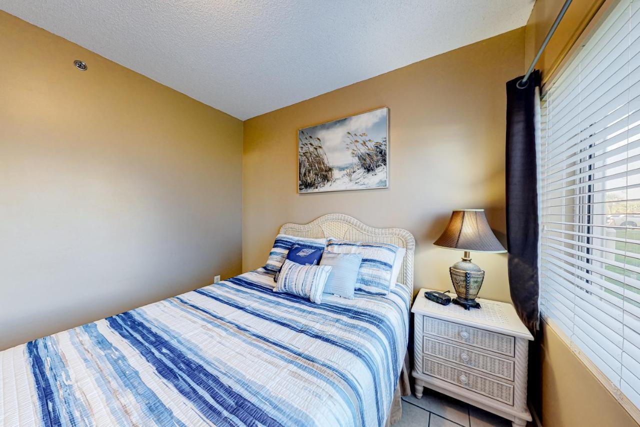Tradewinds #001 Hotel