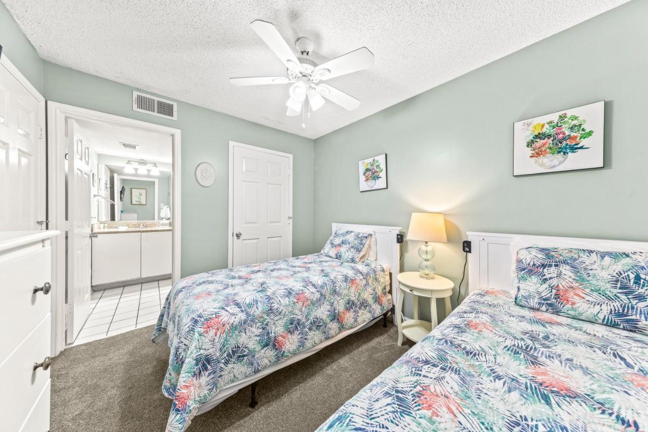 Aparthotel Tradewinds Unit 406 3*